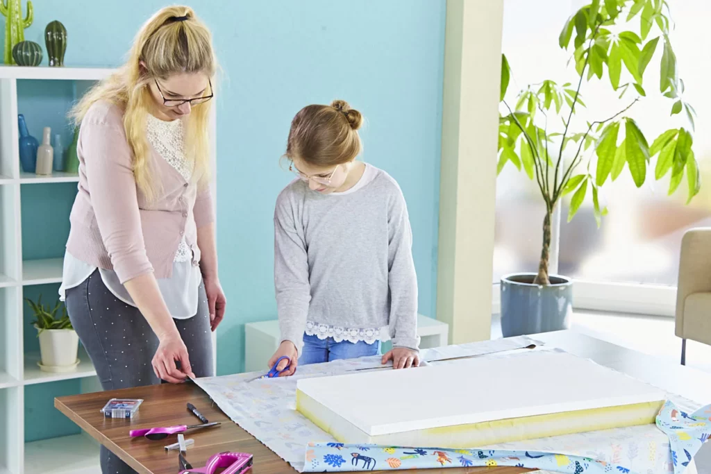 Kreative Sitzbank für Kinder selbst bauen