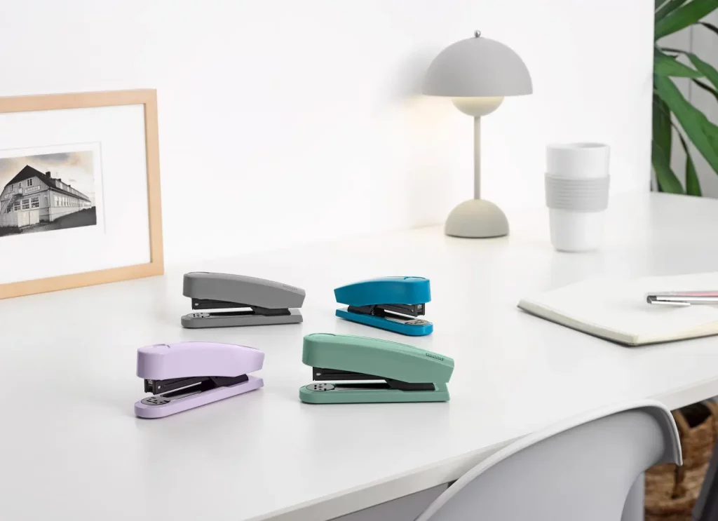 Novus staplers and perforators in four new colours:  Enchanting dashes of colour for a personal statement