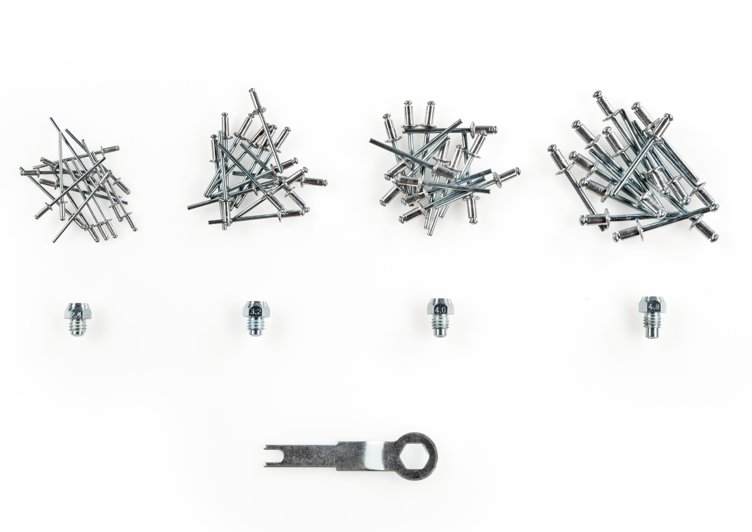 Available as a set including A2.4/A3/A4/A5 aluminium rivets (15 each), interchangeable mounts and mounting key.